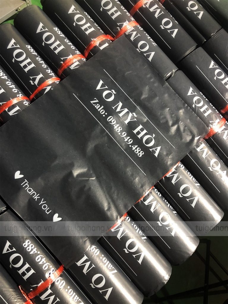 túi gói hàng xám đen in logo Võ Mỹ Hòa