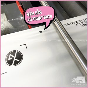 túi zip lụa mờ bấm lỗ thông hơi