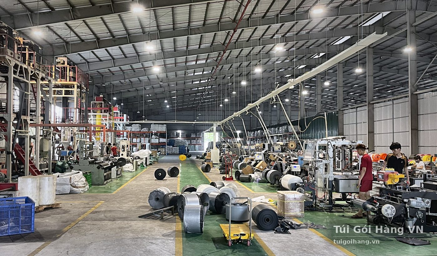 Xưởng sản xuất túi niêm phong của Túi Gói Hàng VN